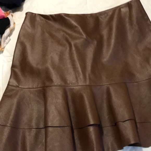 Skirt - Picture 5 of 5